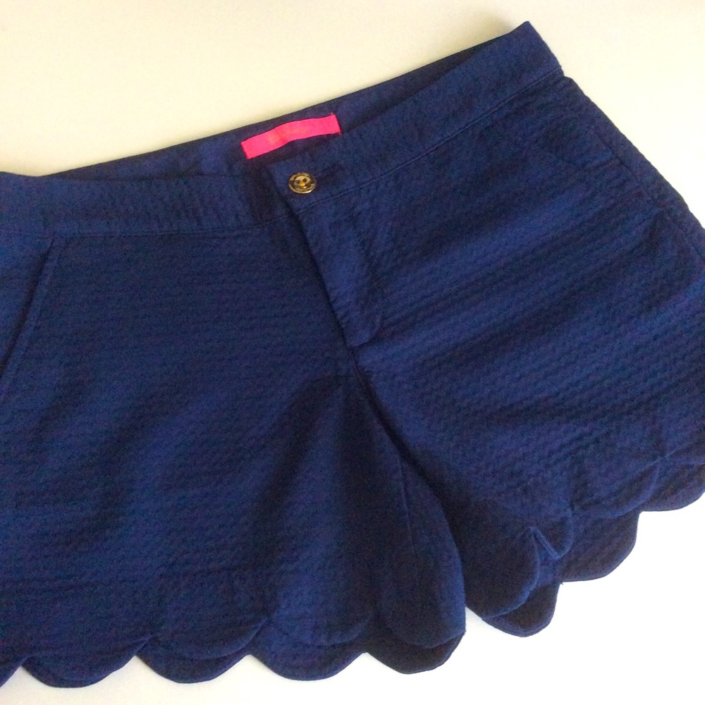 Lilly Pulitzer Scalloped Hem Shorts Sz 0 - Picture 4 of 13